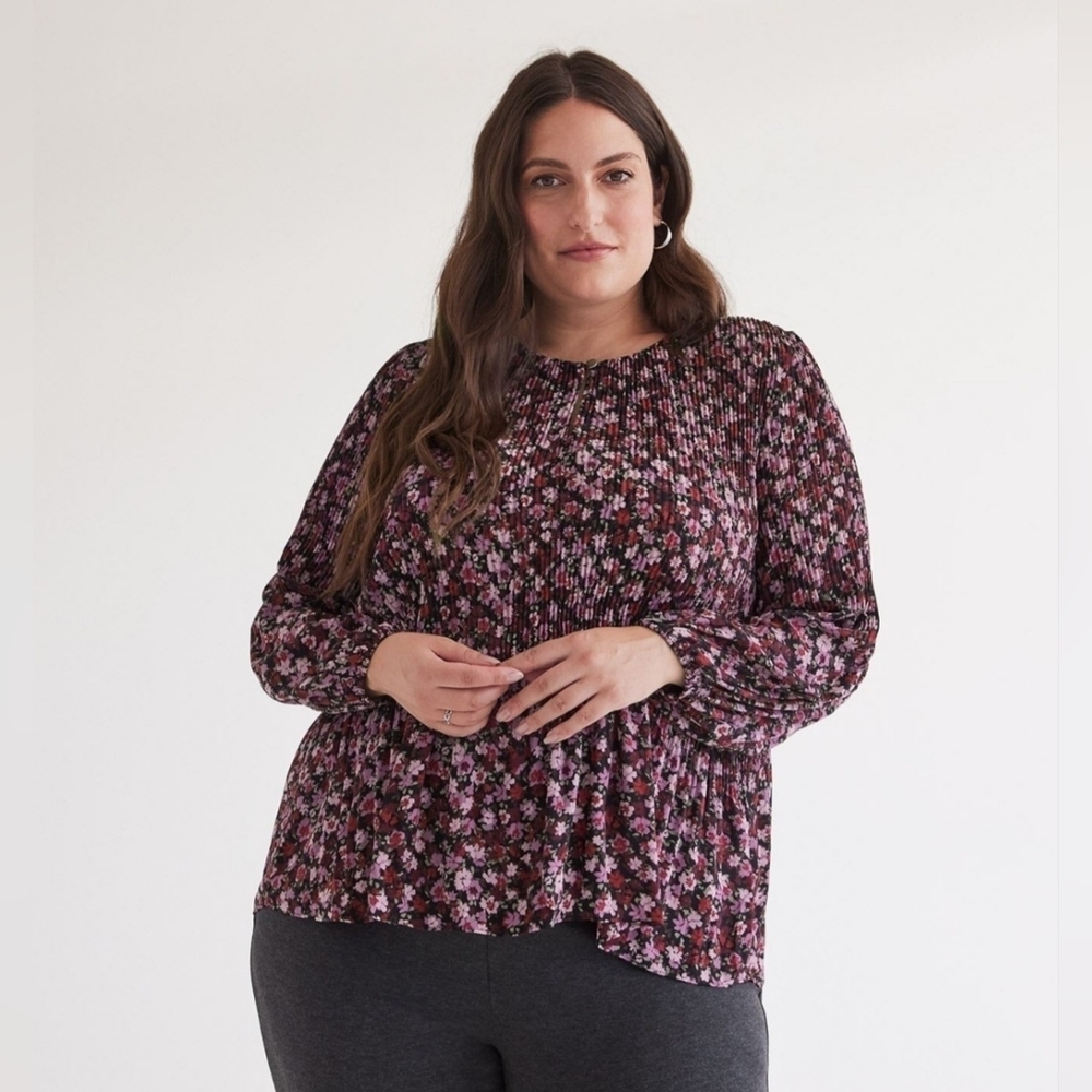 Penningtons Printed Pleated Swing Blouse, BNWT, Size 5X